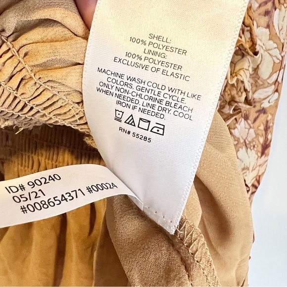 NWT‎ Express Fall Mustard Yellow Floral Flowy Shirt Boho Bohemian - Picture 4 of 6